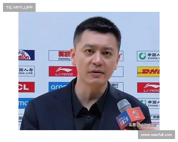 弗格正式退役声明曝光购豪宅 杨鸣送上祝福为中心 弗格正式退役声明曝光购豪宅 杨鸣送上祝福为中心
